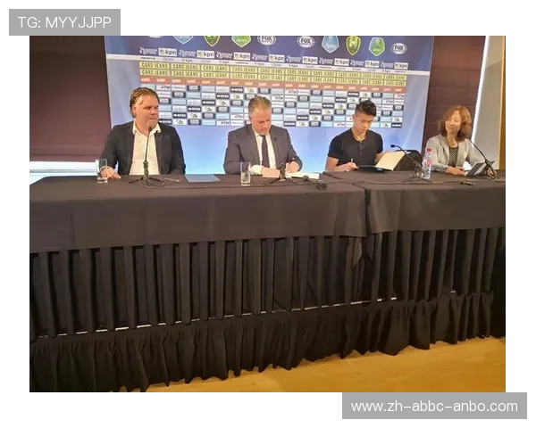 足球注册期截止前各大俱乐部通常如何应对球员资格审批流程